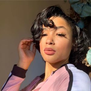 Meet your Posher, Ariana